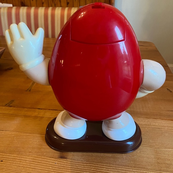 Vintage Collectible Peanut M&M Candy Dispenser - Picture 5 of 5